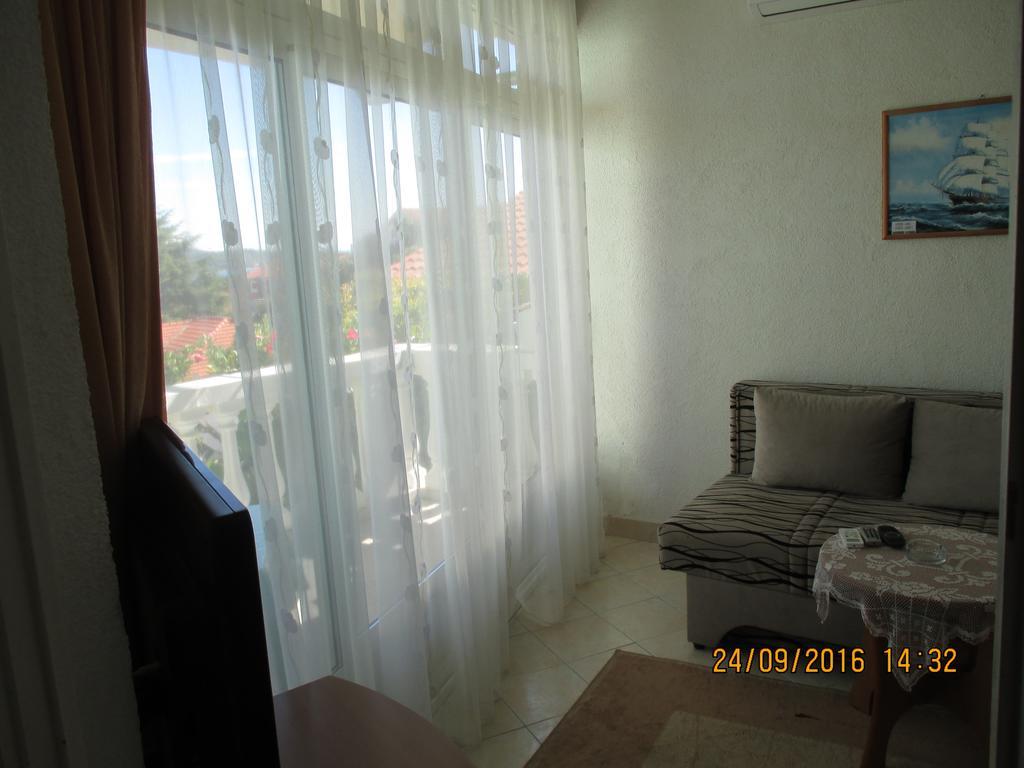 Apartments Katarine Zrinske فوديس المظهر الخارجي الصورة